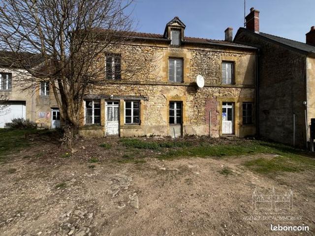 Maison 2 pièces 160 m²