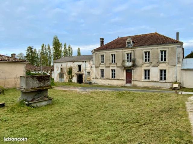 Maison 2 pièces 162 m²