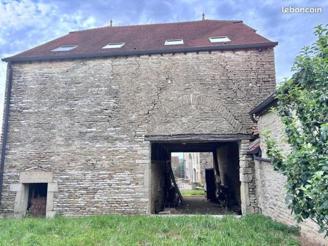 Maison 2 pièces 185 m²