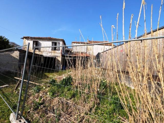 Maison 2 pièces 180 m²