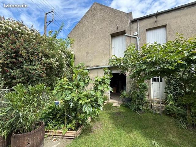 Maison 2 pièces 180 m²