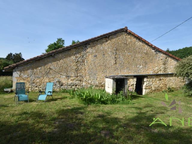 Maison 2 pièces 190 m²