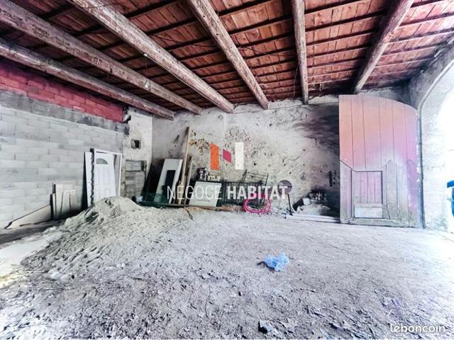 Maison 2 pièces 200 m²