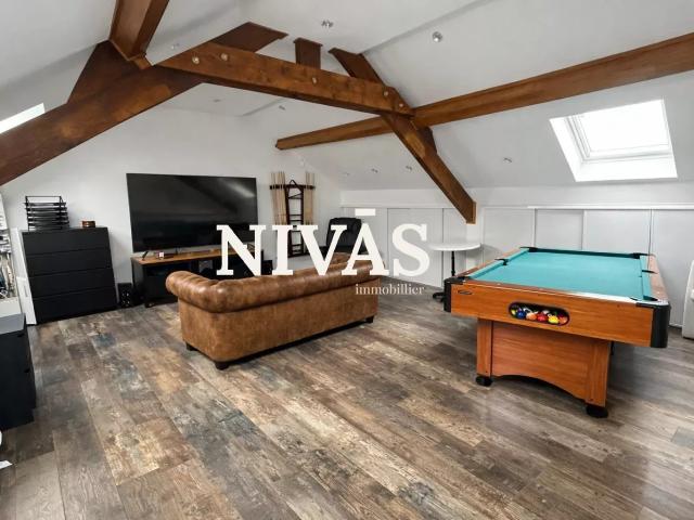 Maison 2 pièces 238 m²
