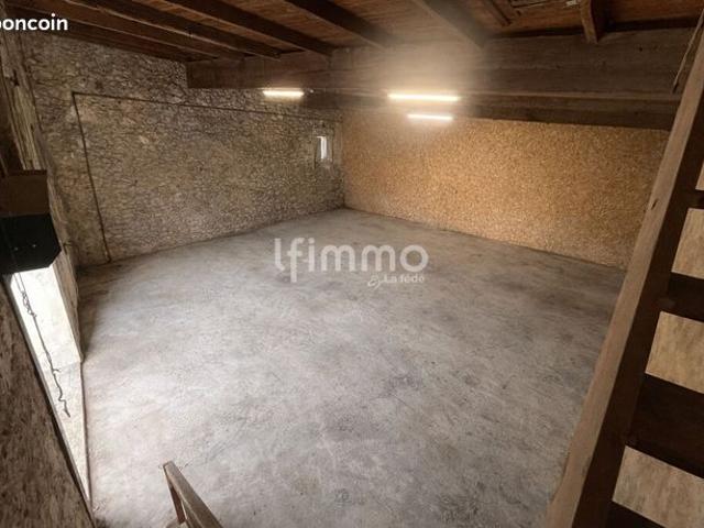 Maison 2 pièces 240 m²