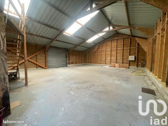 Maison 2 pièces 240 m²