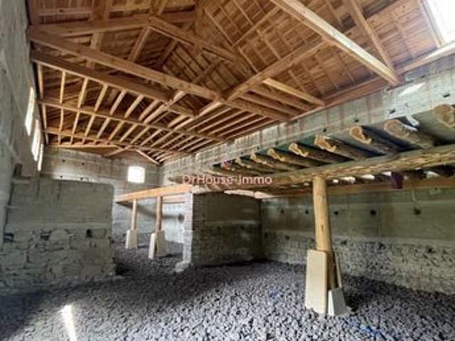 Maison 2 pièces 280 m²
