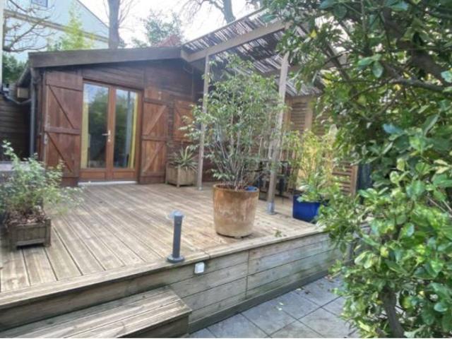 Maison 2 pièces, 28 m² à louer à Saint Cloud 92210