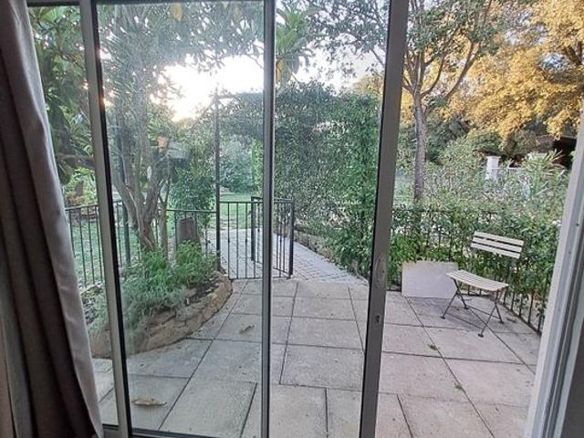 Maison 2 pièces, 30 m² à louer à Pourrières 83910