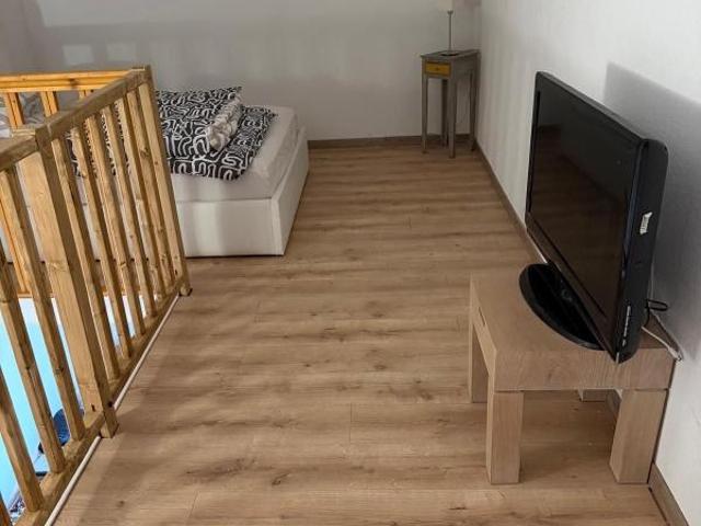 Maison 2 pièces, 32 m² à louer à Signes 83870