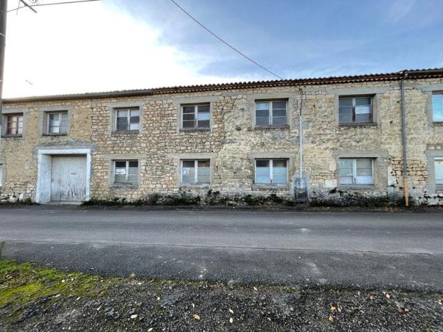 Maison 2 pièces 340 m²
