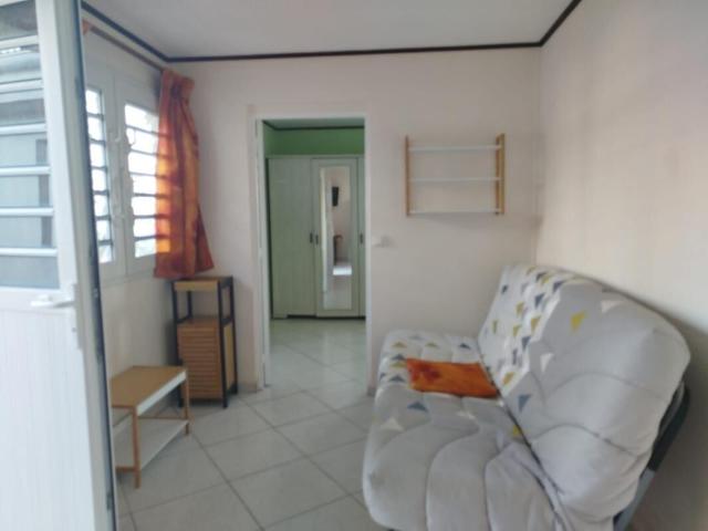 Maison 2 pièces, 36 m² à louer à Le Diamant 97223