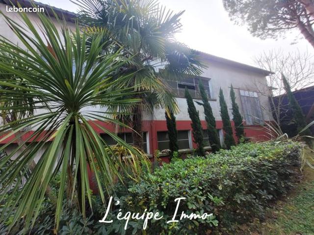 Maison 2 pièces 375 m²