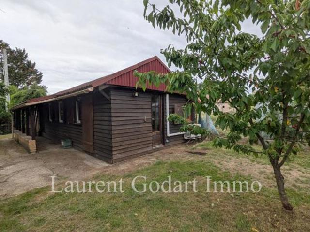 Maison 2 pièces 39 m2 sur terrain clos
