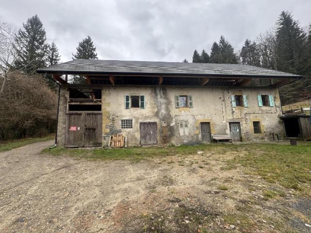 Maison 2 pièces 400 m²