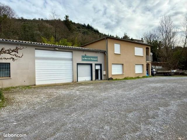 Maison 2 pièces 416 m²