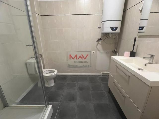 Maison 2 pièces, 41 m² à louer à Lille 59000