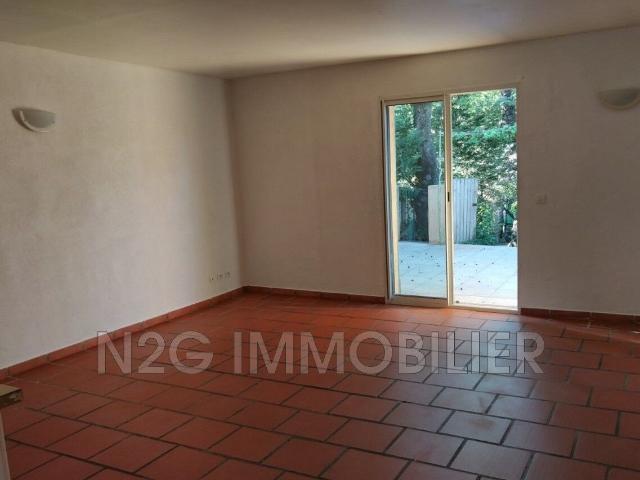Maison 2 pièces, 42 m² à louer à Montauroux 83440