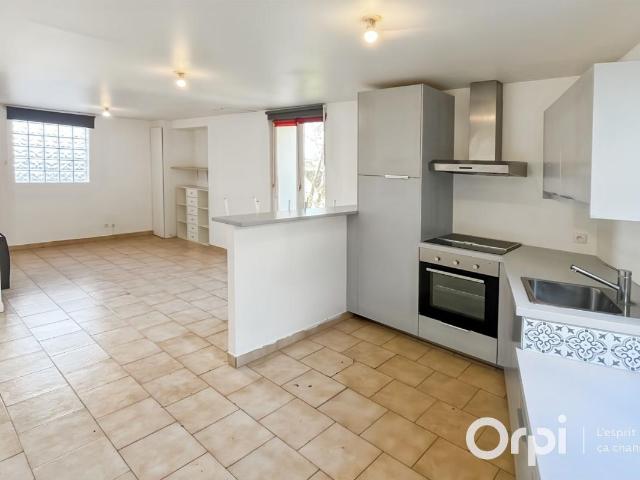 Maison 2 pièces, 42 m² à louer à Magny en Vexin 95420