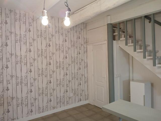 Maison 2 pièces, 44 m² à louer à Azille 11700