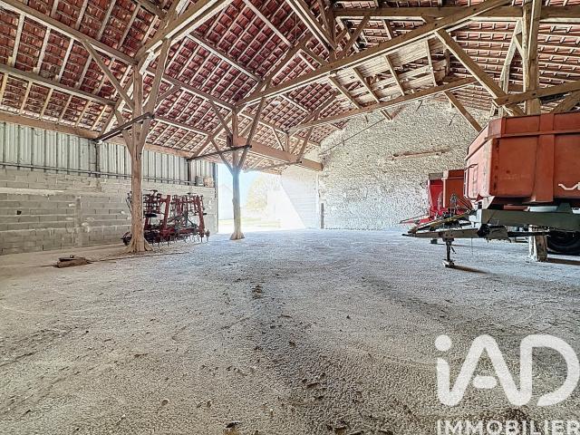 Maison 2 pièces 500 m²