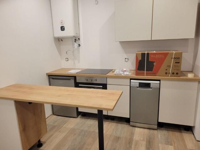 Maison 2 pièces, 50 m² à louer à Nîmes 30000