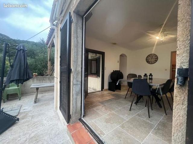 Maison 2 pièces 52 m²