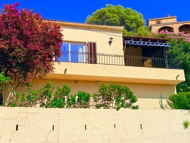 Maison 2 pièces 52 m²
