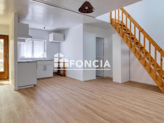 Maison 2 pièces 53 m²