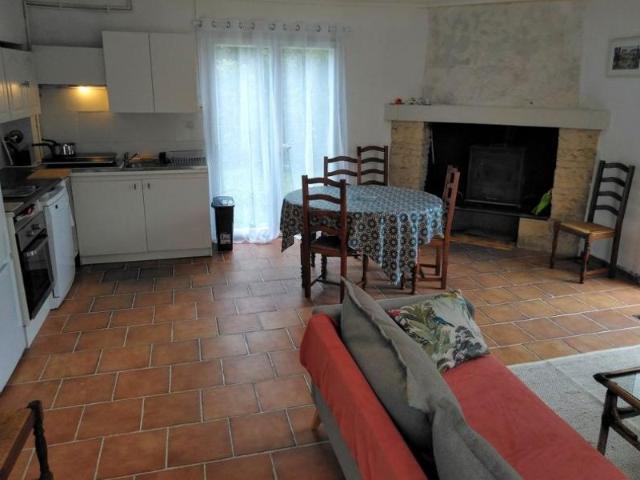 Maison 2 pièces, 53 m² à louer à La Brède 33650