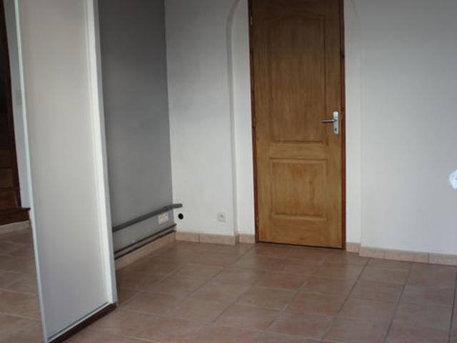 Maison 2 pièces, 55 m² à louer à Pont de l'Arche 27340