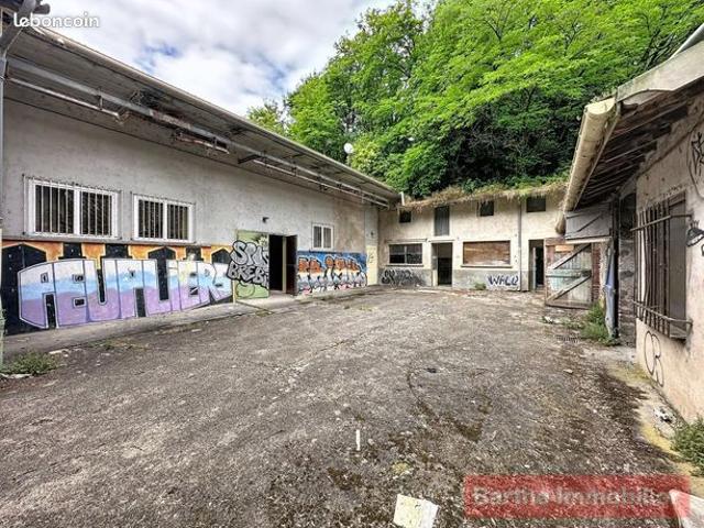 Maison 2 pièces 580 m²