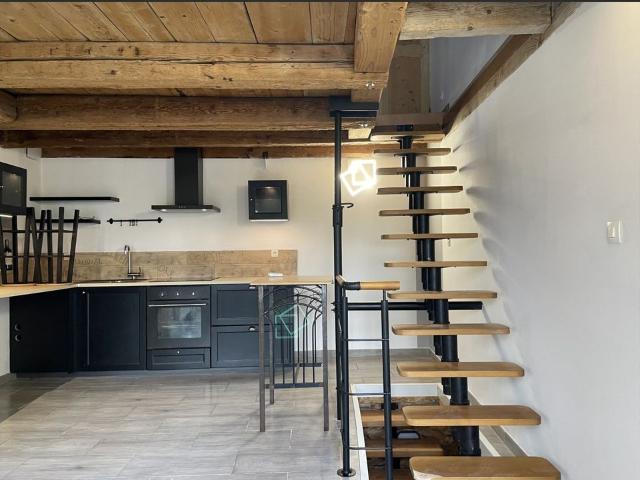 Maison 2 pièces, 59 m² à louer à Thizy les Bourgs 69240