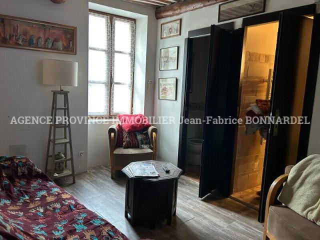 Maison 2 pièces, 60 m² à louer à Suze la Rousse 26790