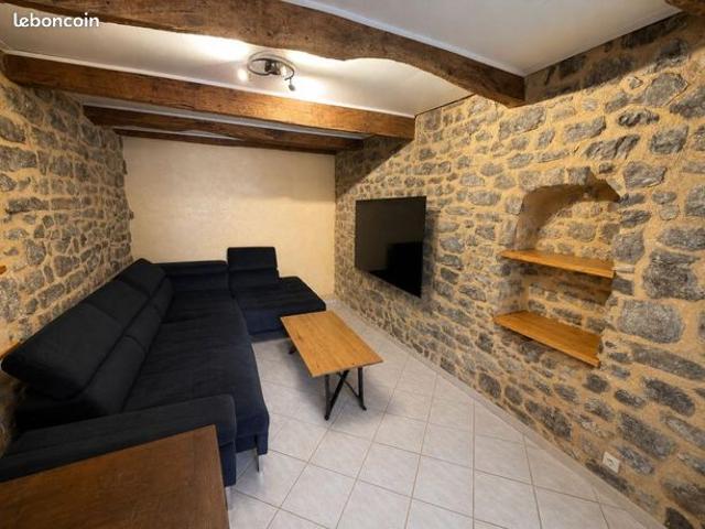 Maison 2 pièces 61 m²