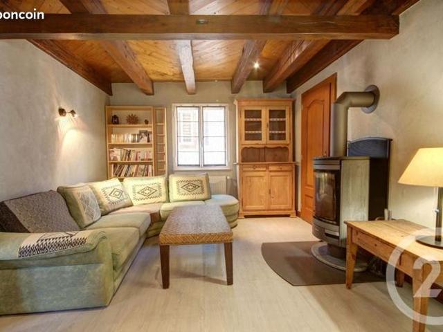 Maison 2 pièces 61 m²