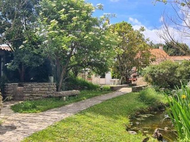 Maison 2 pièces 61 m²