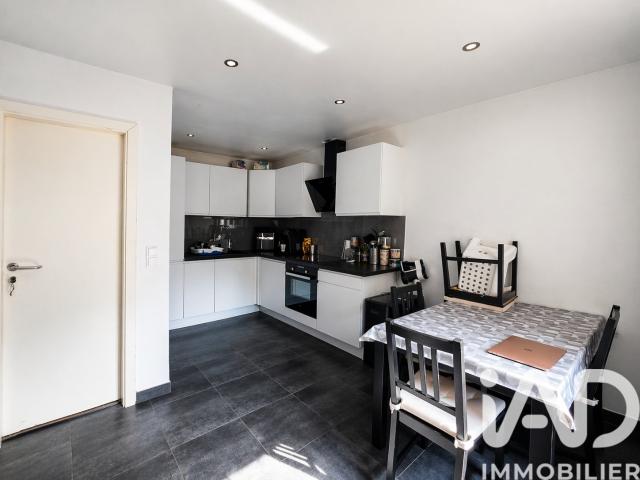 Maison 2 pièces 61 m²