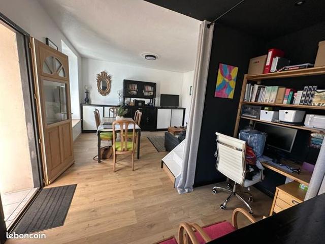 Maison 2 pièces 61 m²