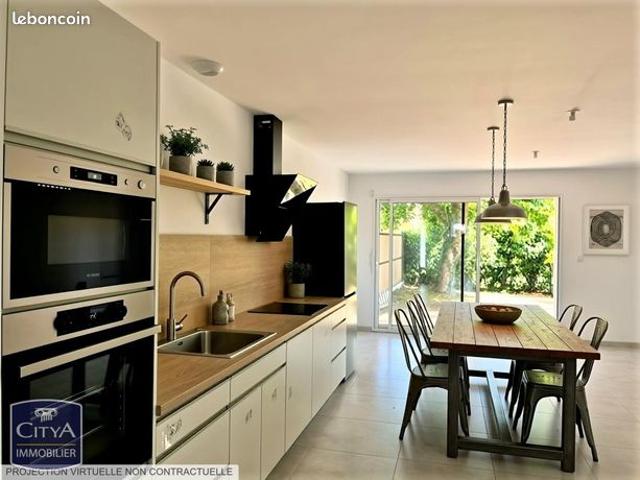 Maison 2 pièces 61 m²