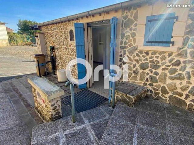 Maison 2 pièces 65 m²