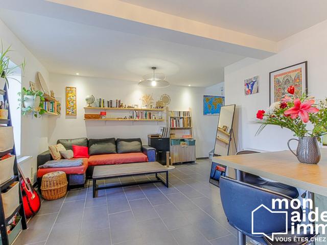 Maison 2 pièces 65 m²