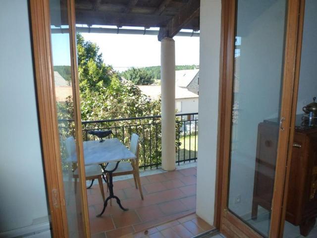 Maison 2 pièces, 65 m² à louer à L'Hospitalet du Larzac 12230