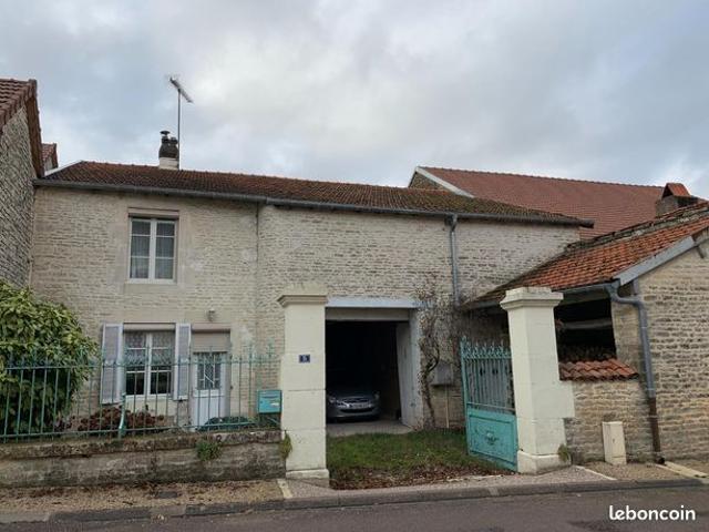 Maison 2 pièces 70 m²