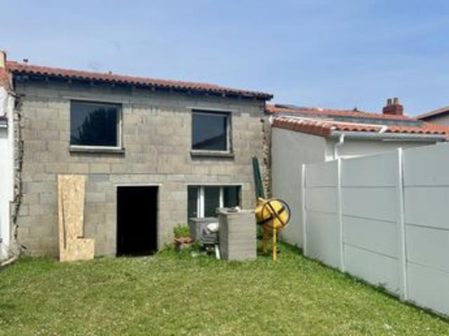 Maison 2 pièces 70 m²