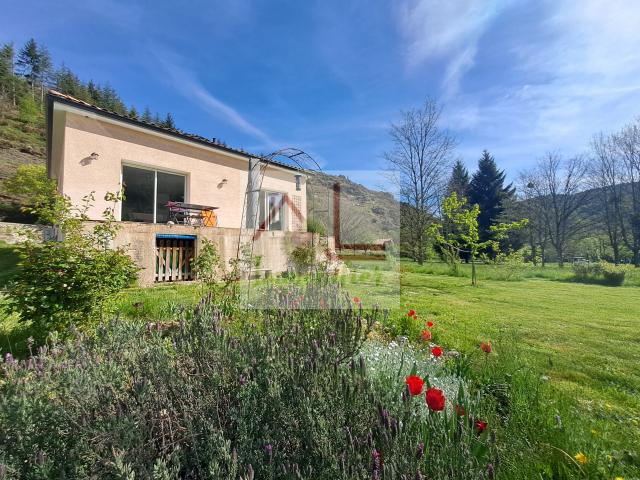 Maison 2 pièces 71 m²
