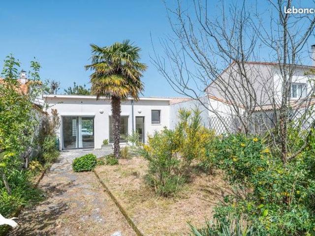 Maison 2 pièces 74 m²