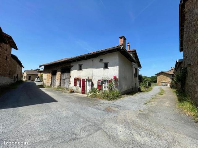 Maison 2 pièces 77 m²