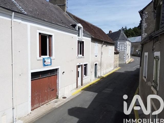 Maison 2 pièces 77 m²