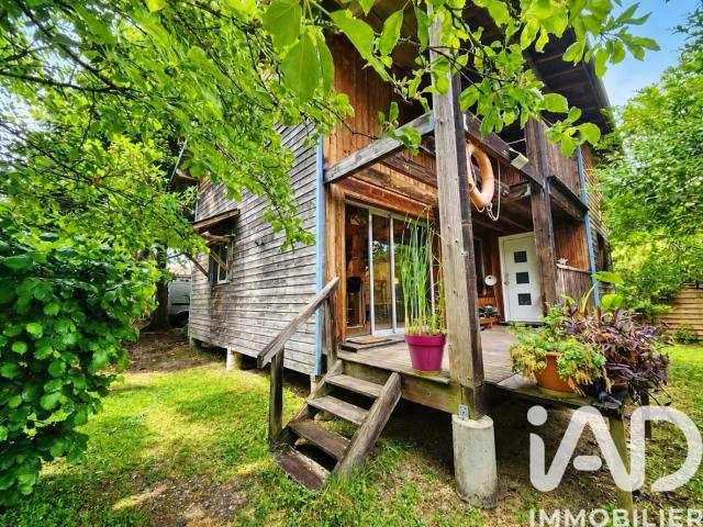 Maison 2 pièces 81 m²